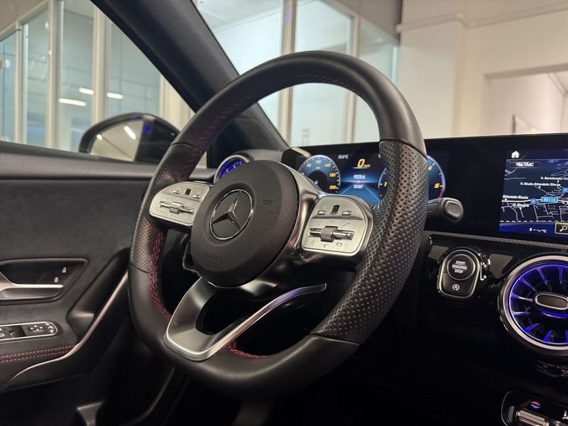 Mercedes-Benz A 180 2023