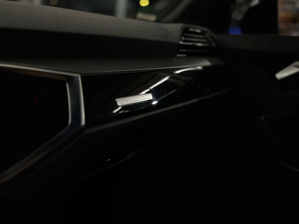 Audi Q3 2021