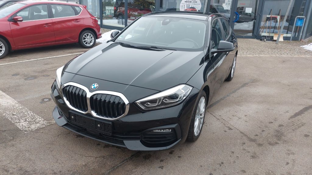 BMW 118 2024