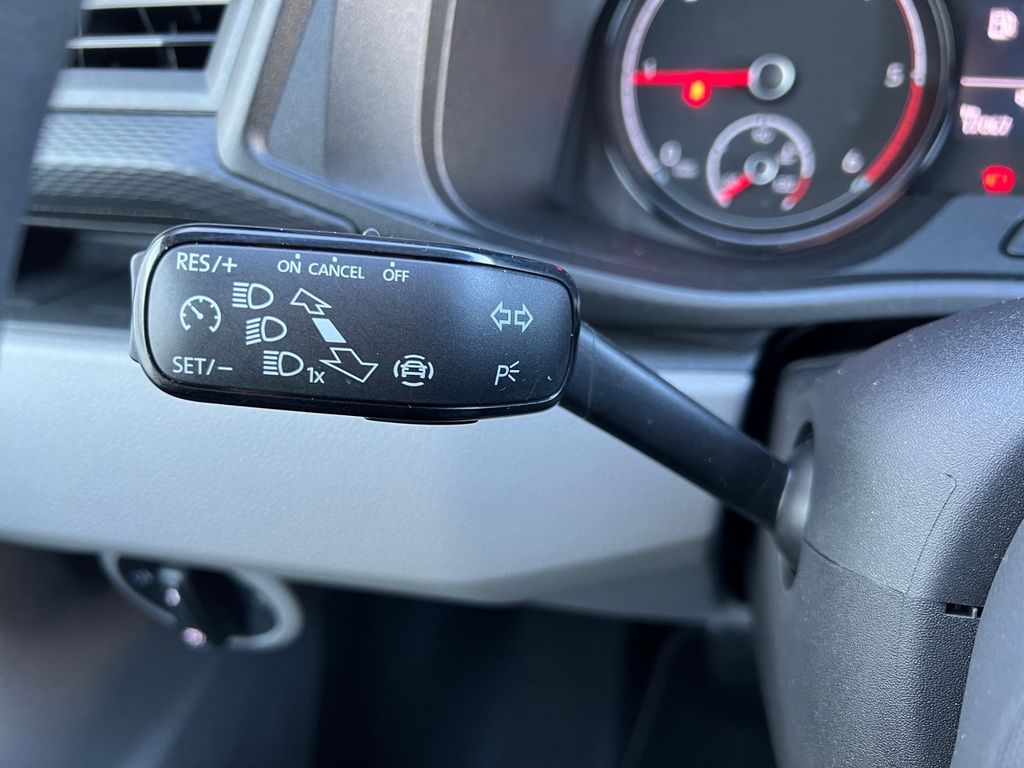 Volkswagen T6 Transporter 2024