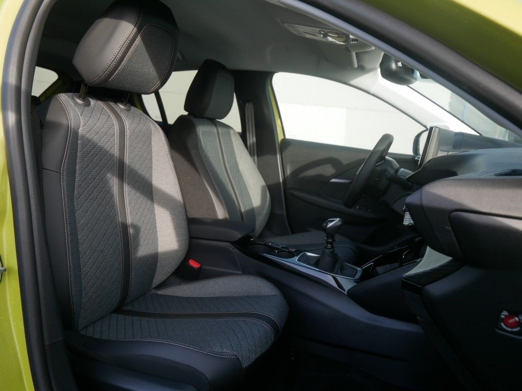 Peugeot 208 2025