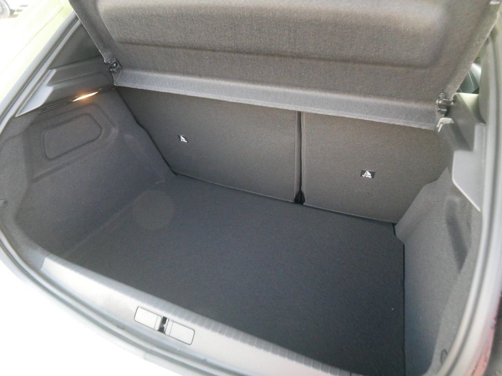 Peugeot 208 2025