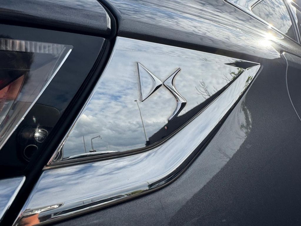 DS Automobiles DS7 (Crossback) 2022