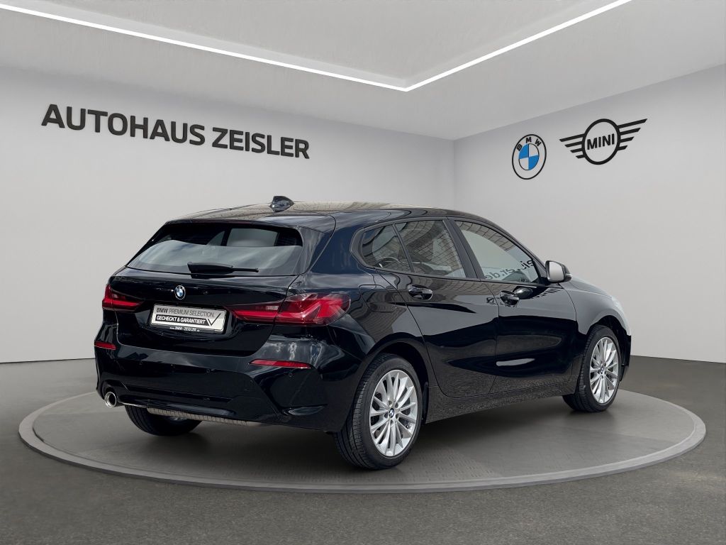 BMW 118 2023
