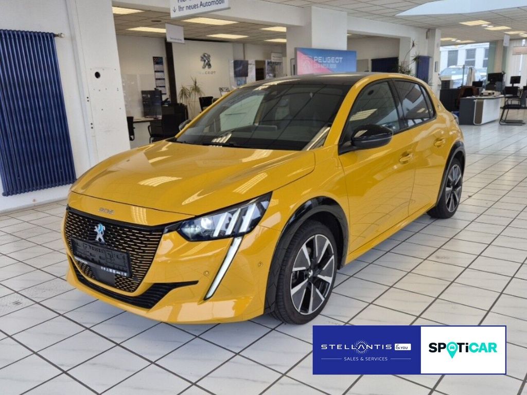 Peugeot 208 2021