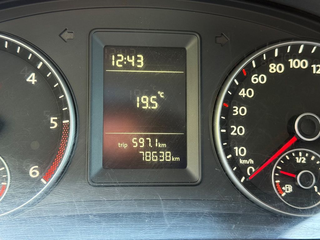 Volkswagen Caddy 2012