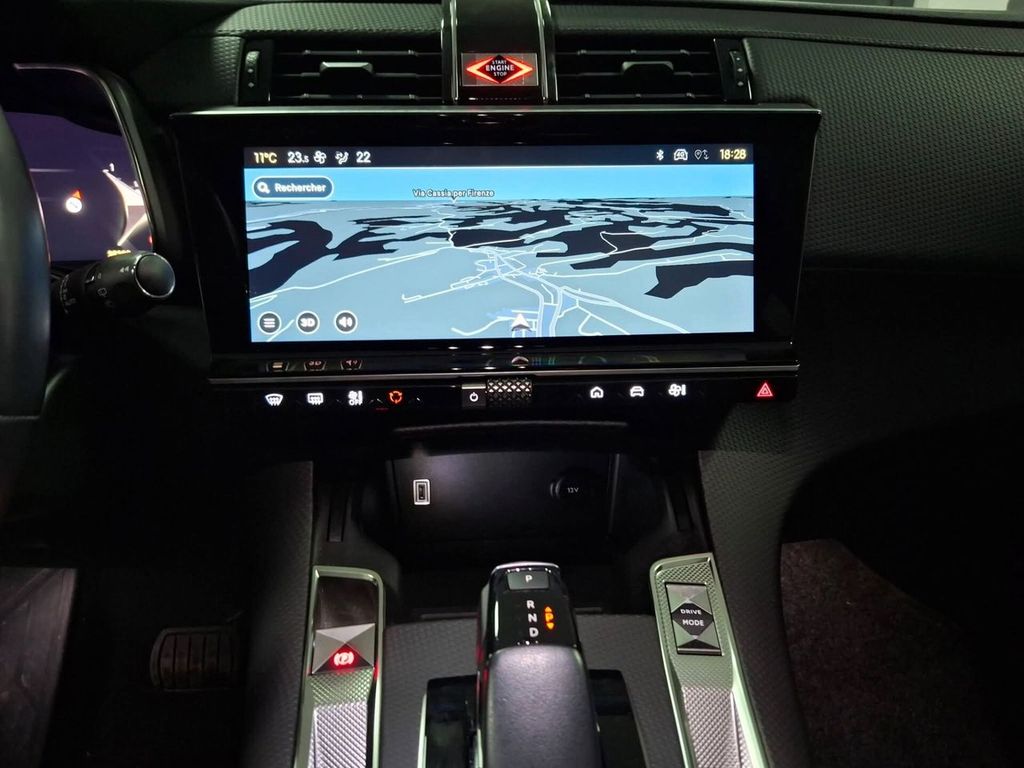 DS Automobiles DS7 (Crossback) 2023