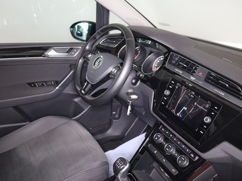 Volkswagen Touran 2022