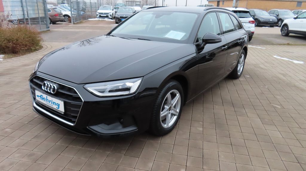 Audi A4 2022