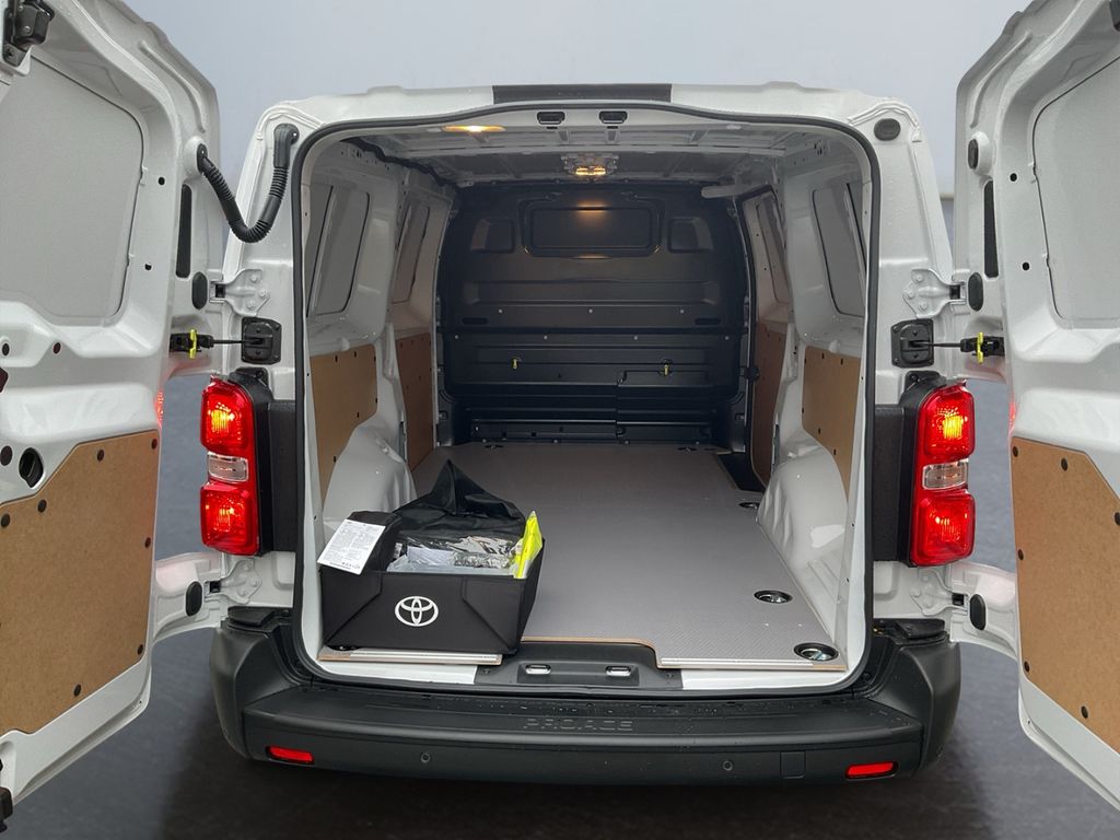 Toyota Proace (Verso)