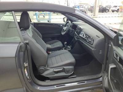 Volkswagen T-Roc 2025