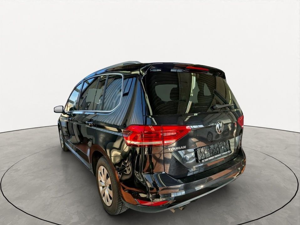 Volkswagen Touran 2021