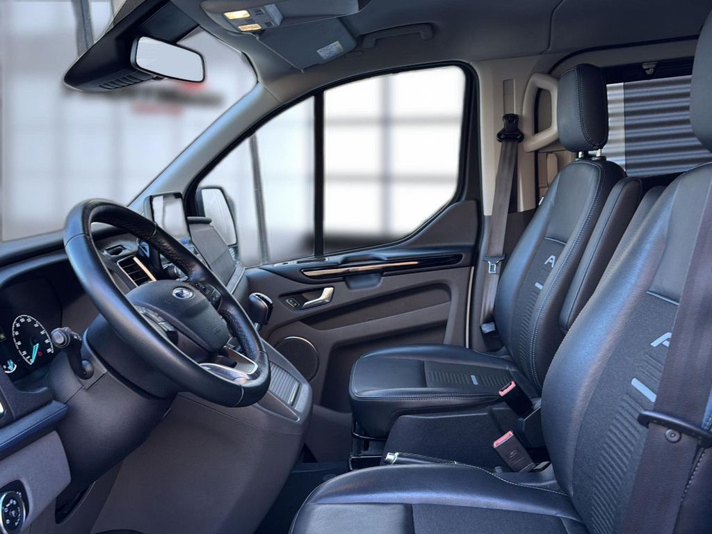Ford Tourneo Custom 2021