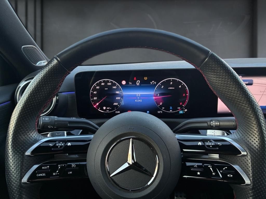 Mercedes-Benz A 180 2024