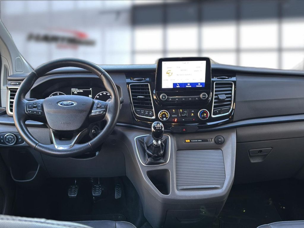 Ford Tourneo Custom 2021