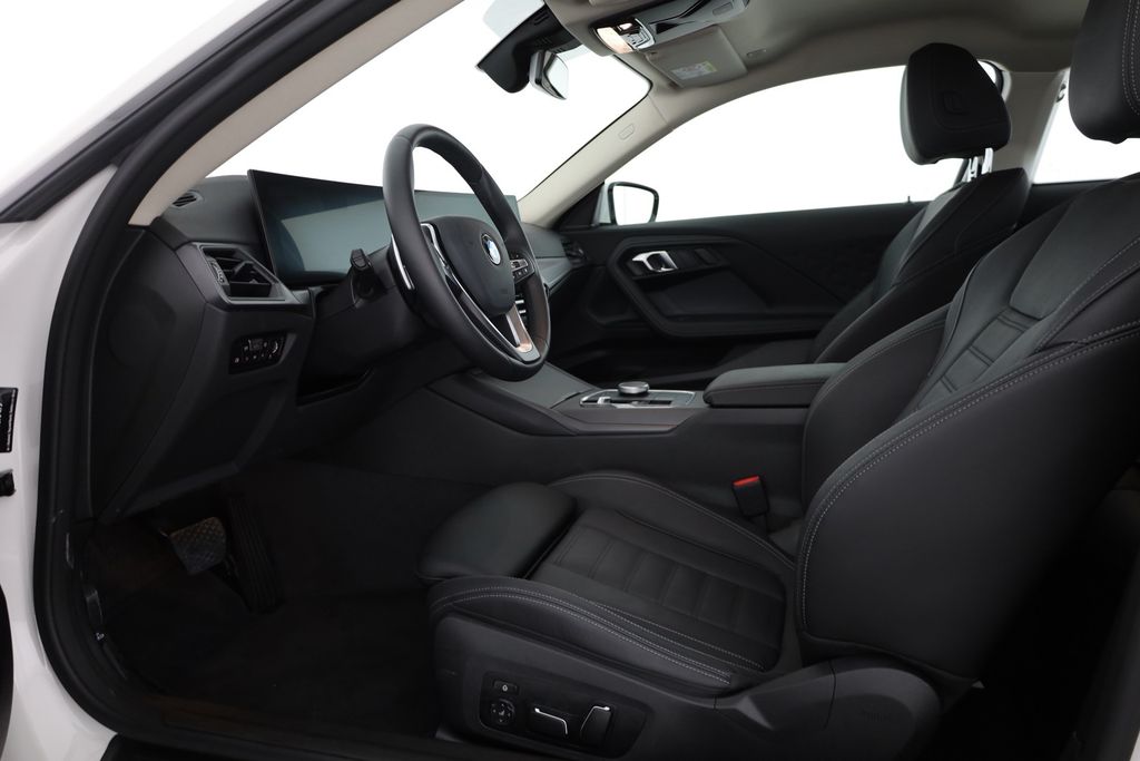 BMW 218 2024