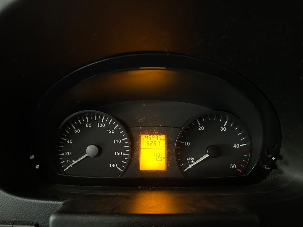 Mercedes-Benz Sprinter 2013