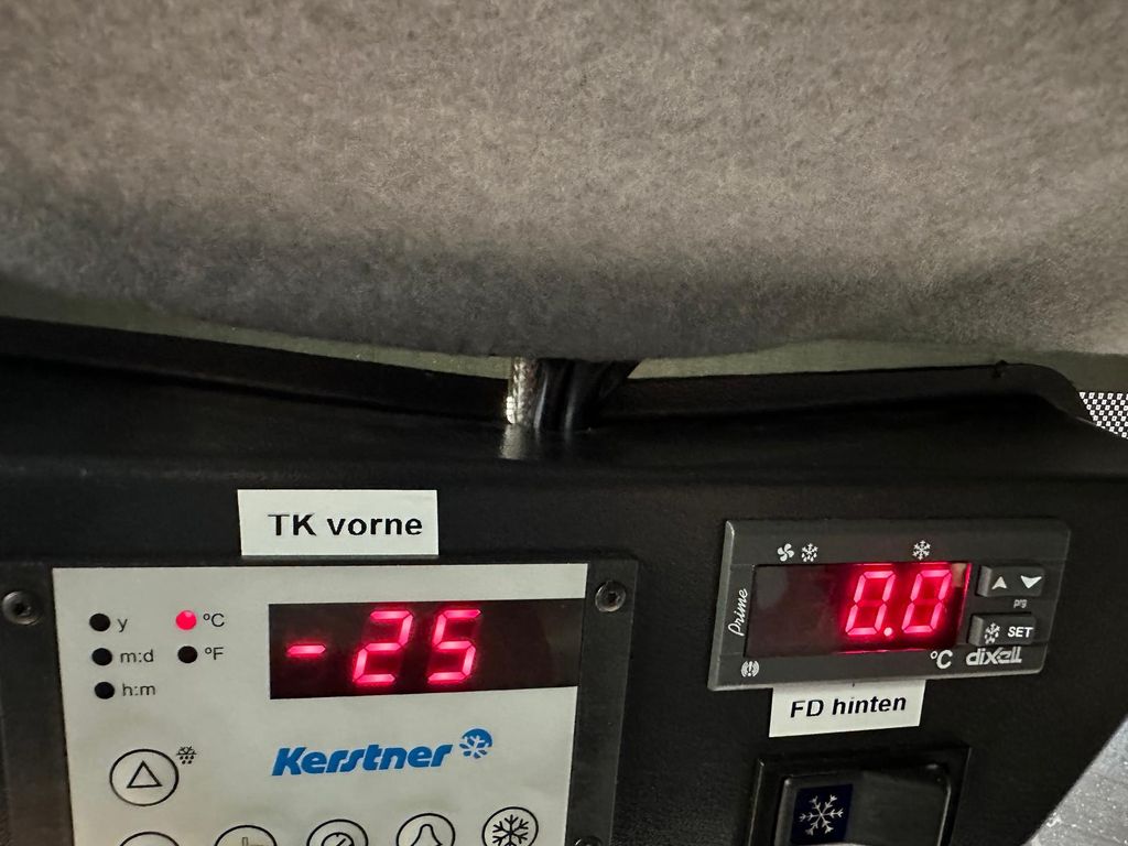 Mercedes-Benz Sprinter 2013