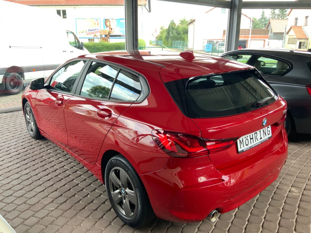 BMW 118 2021