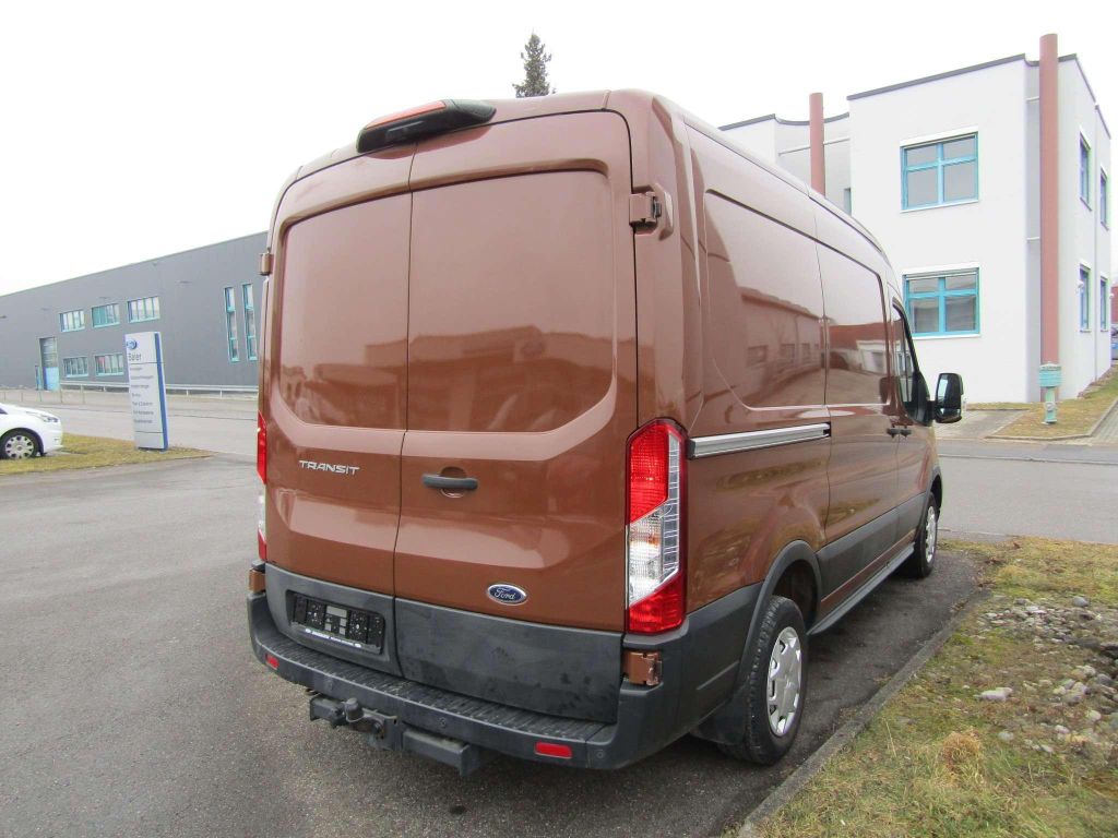 Ford Transit 2021
