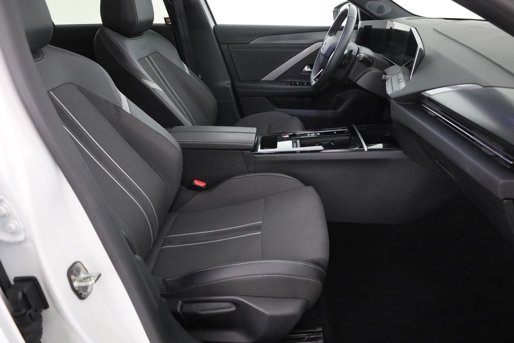 Opel Astra 2024