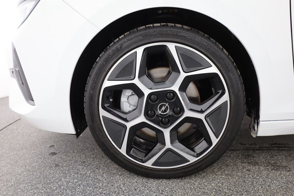 Opel Astra 2024