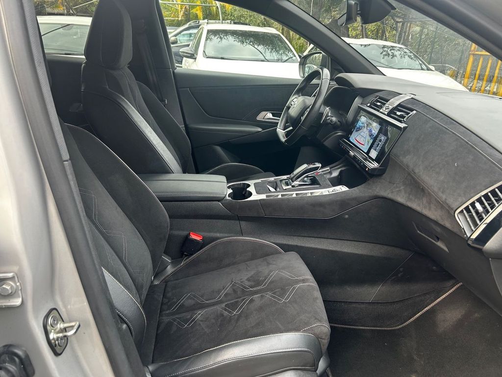 DS Automobiles DS7 (Crossback) 2023