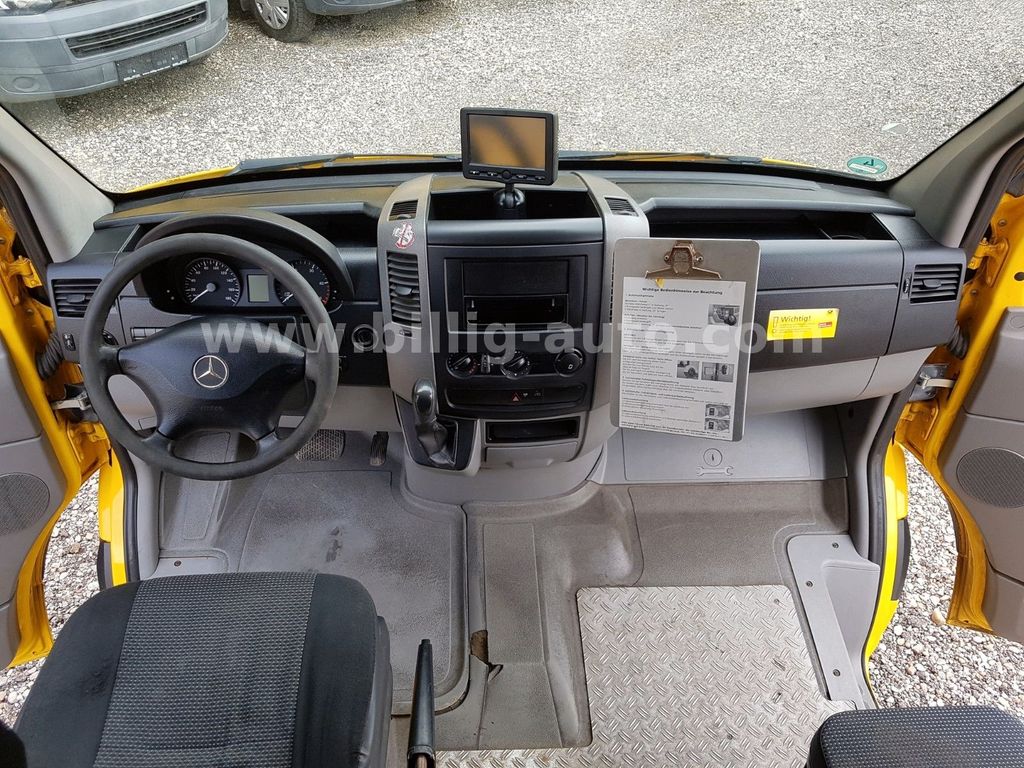 Mercedes-Benz Sprinter 2012