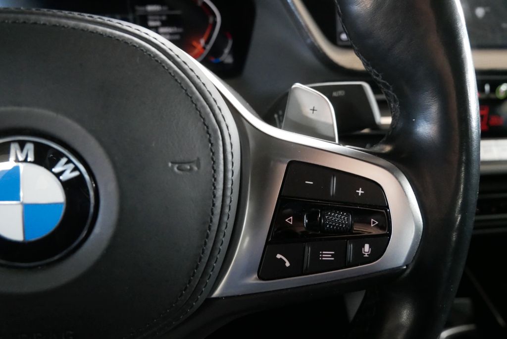 BMW 218 2023