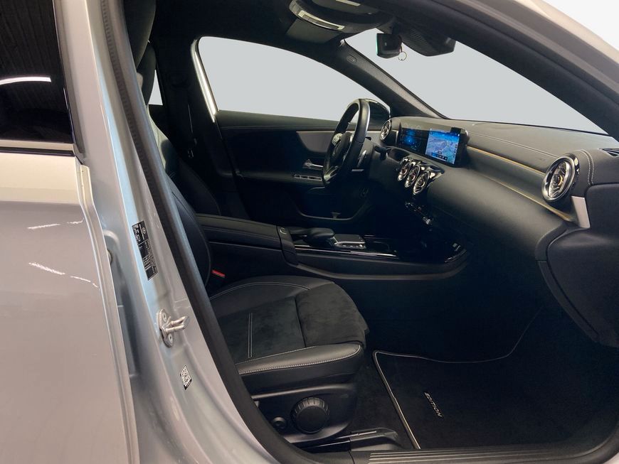 Mercedes-Benz A 250 2021