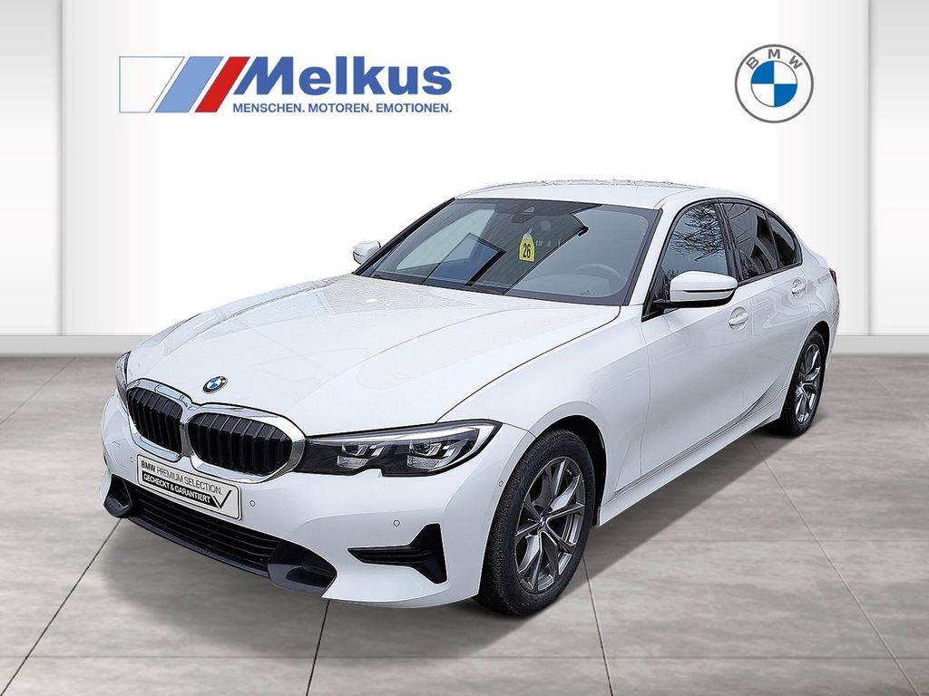BMW 318 2022