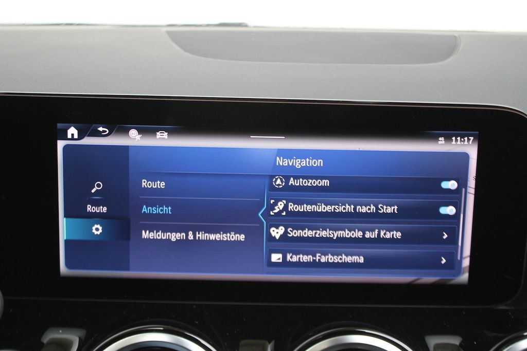 Mercedes-Benz B 180 2024