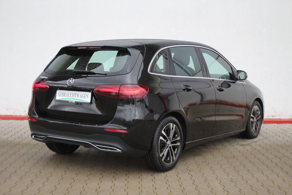 Mercedes-Benz B 180 2024