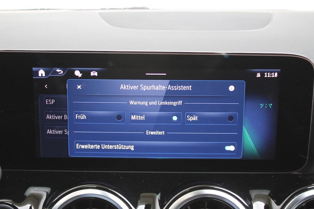 Mercedes-Benz B 180 2024