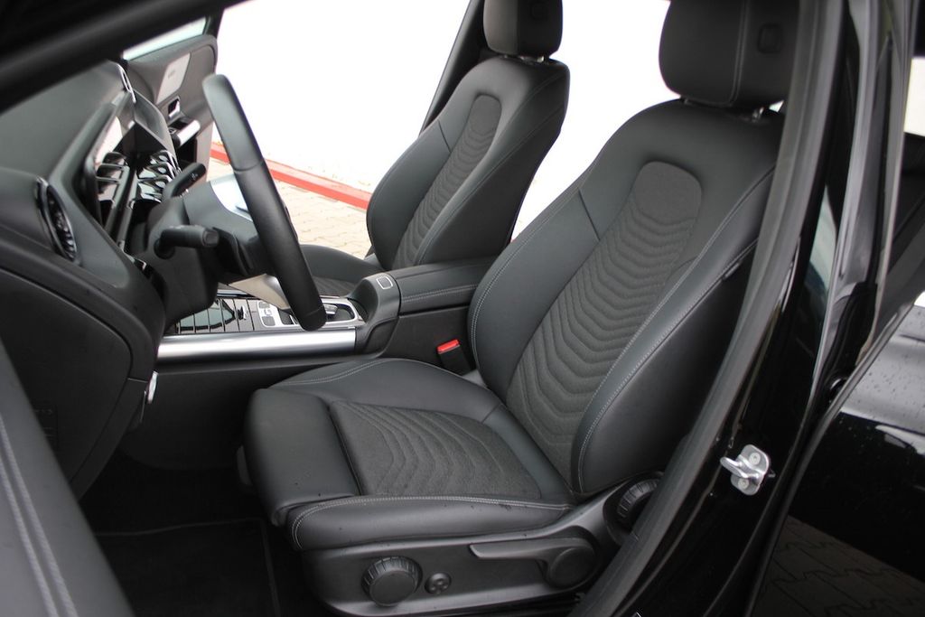 Mercedes-Benz B 180 2024