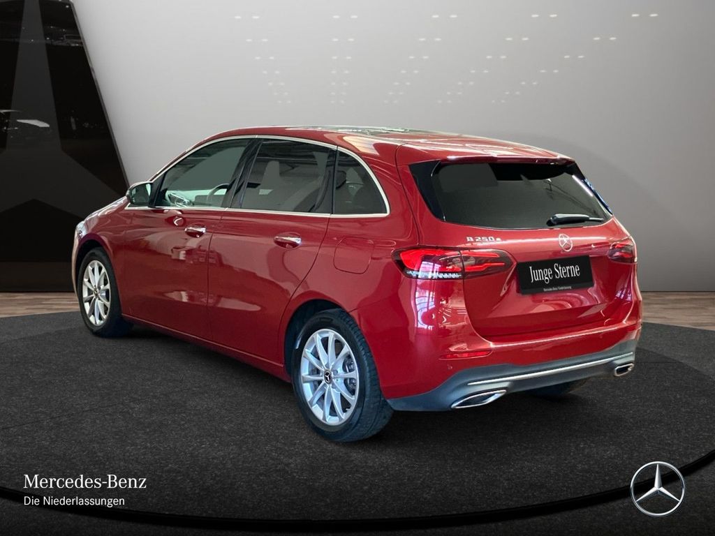 Mercedes-Benz B 250 2021