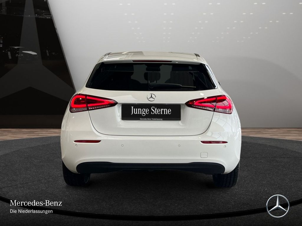 Mercedes-Benz A 180 2022
