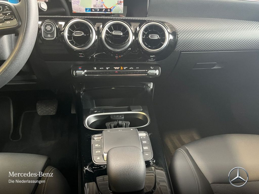 Mercedes-Benz A 180 2022