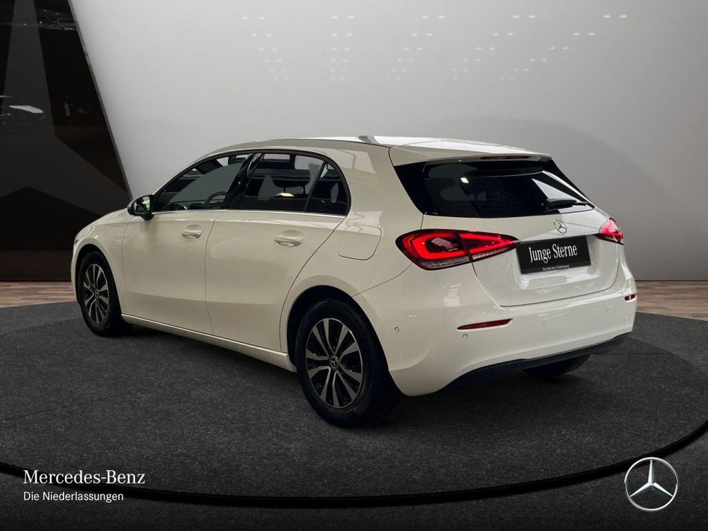 Mercedes-Benz A 180 2022