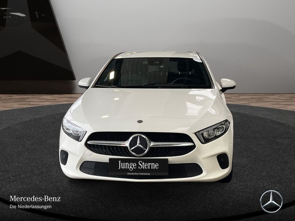 Mercedes-Benz A 180 2022