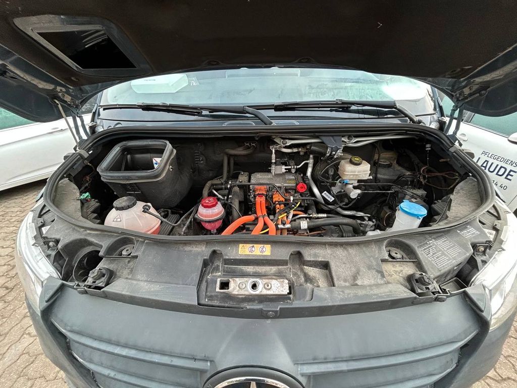 Mercedes-Benz eSprinter 2020