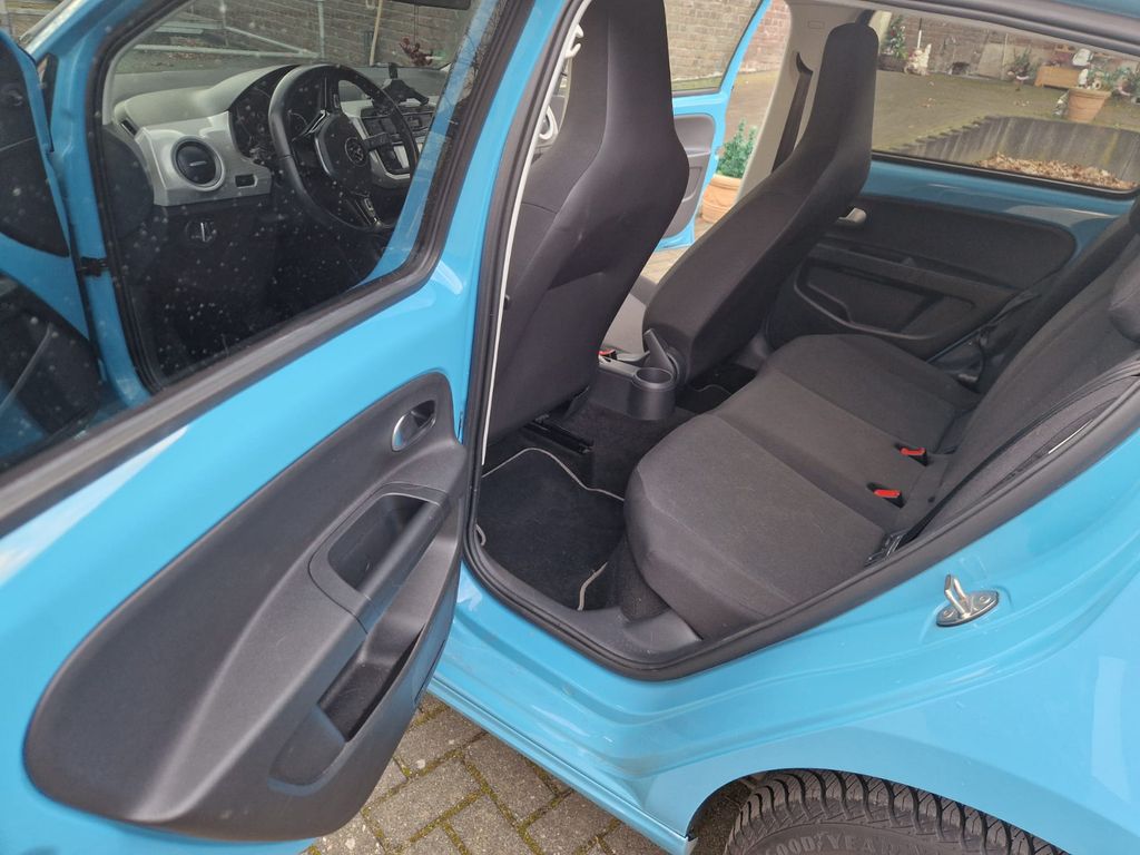 Volkswagen e-up! 2021