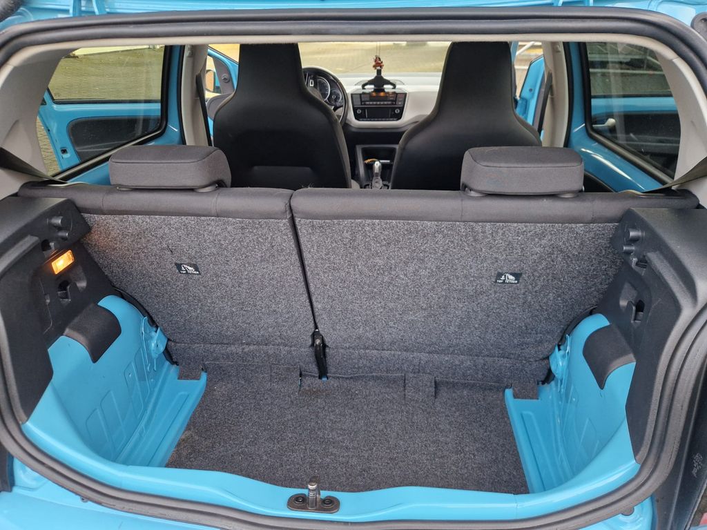 Volkswagen e-up! 2021