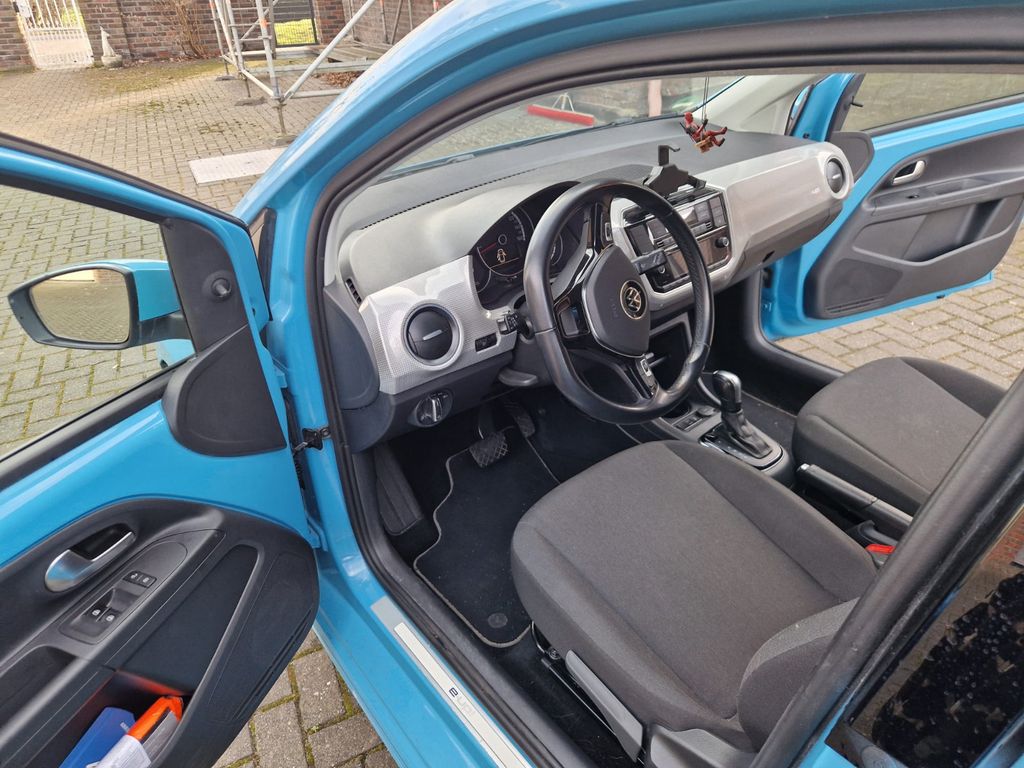 Volkswagen e-up! 2021