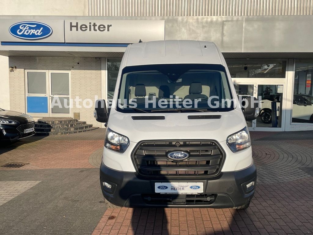 Ford Transit 2024