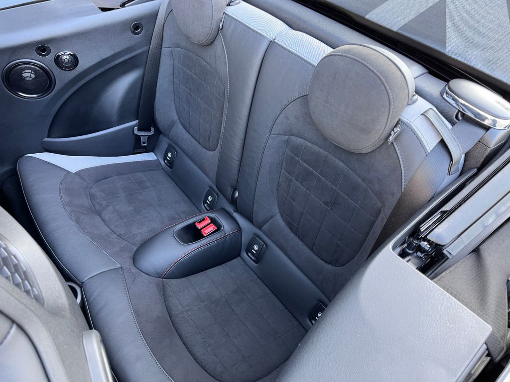 MINI Cooper Cabrio 2022