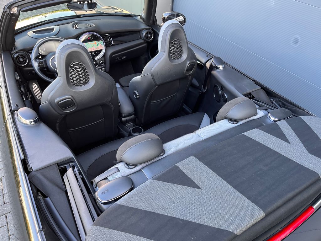 MINI Cooper Cabrio 2022