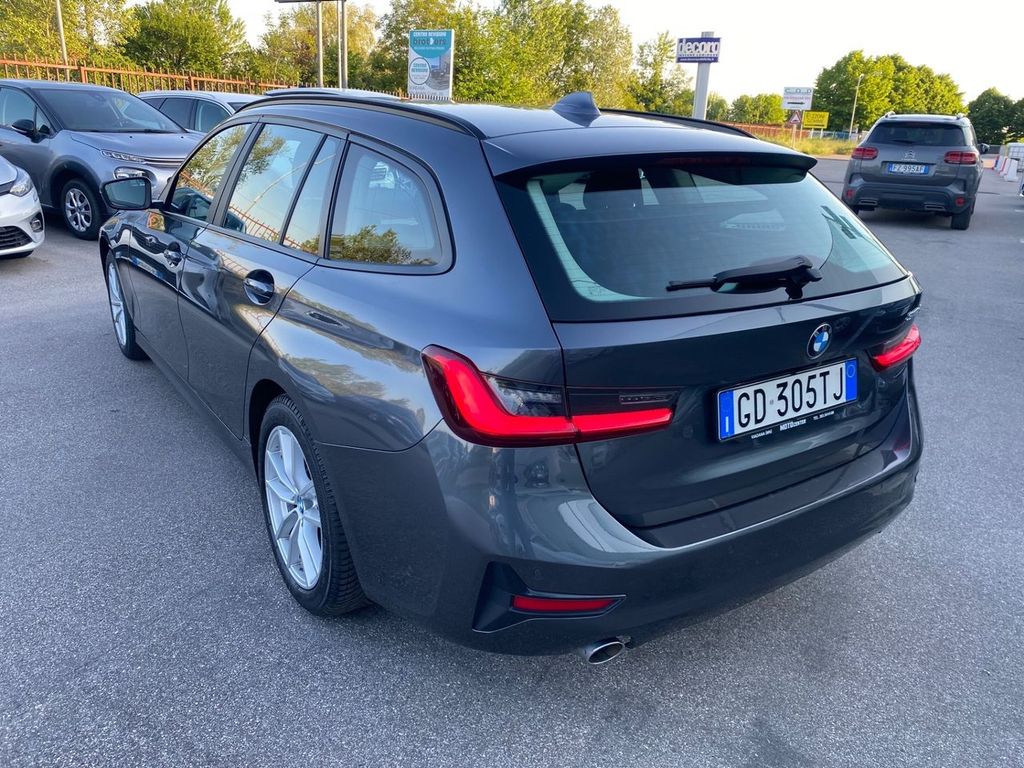 BMW 318 2020
