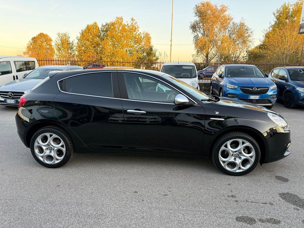 Alfa Romeo Giulietta 2021