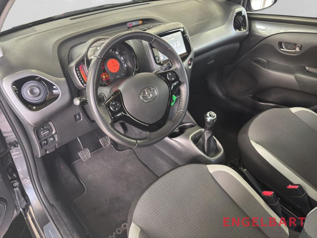 Toyota Aygo (X) 2021